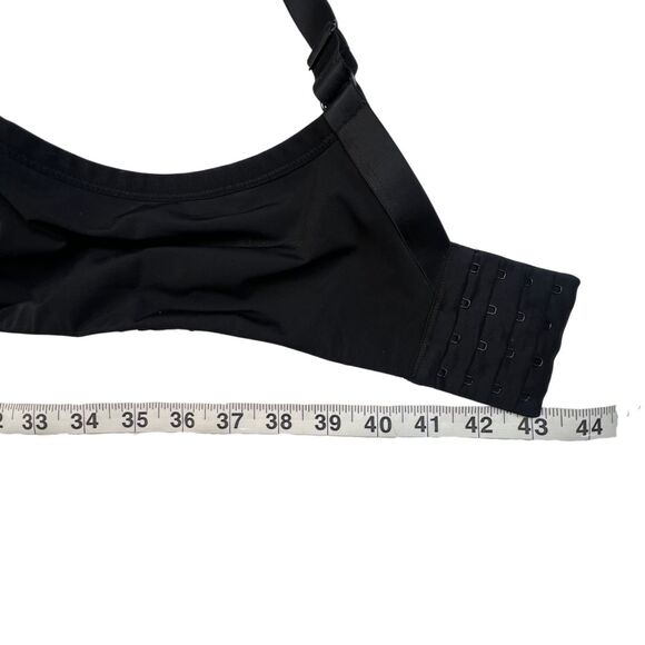 Torrid Sports Bra Womens 48DD Black Active Wireless Medium Impact Activewear - Picture 3 of 12